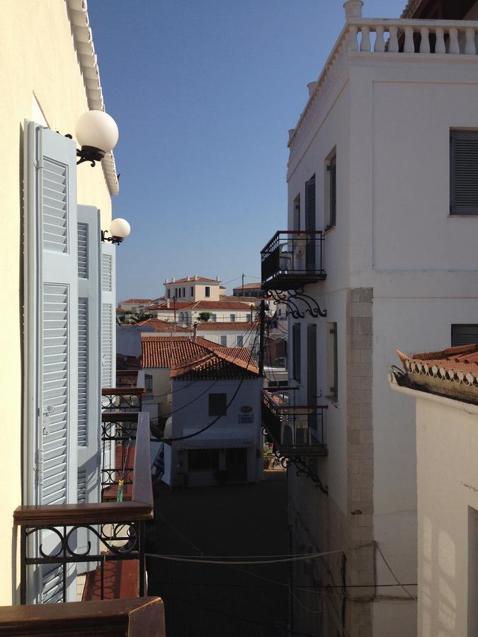 Alexandris Hotel Spetses Town Extérieur photo